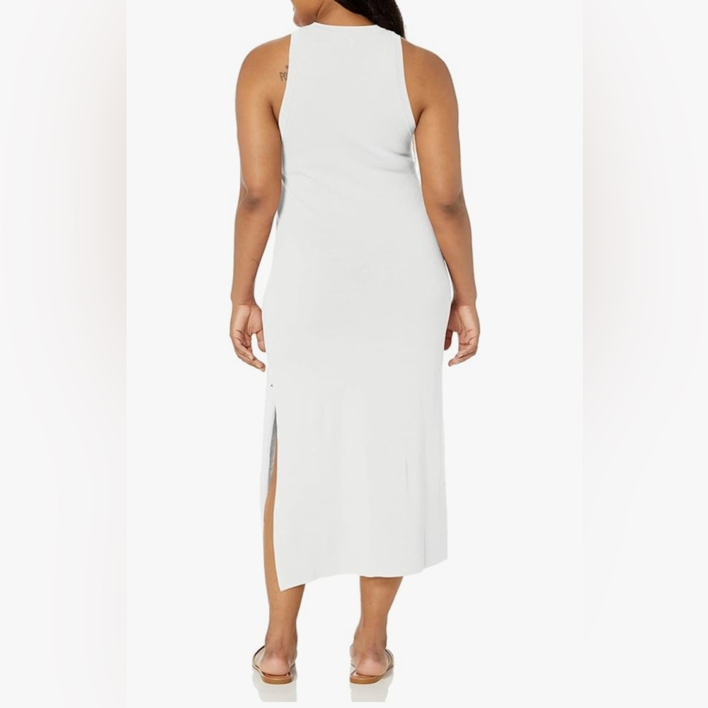 Elegant Midi Dress - Picture 8 of 8